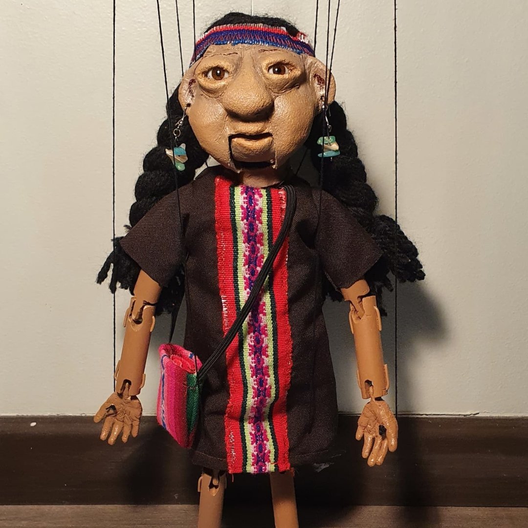 Marioneta de hilo mapuche para proyecto cinematográfico
